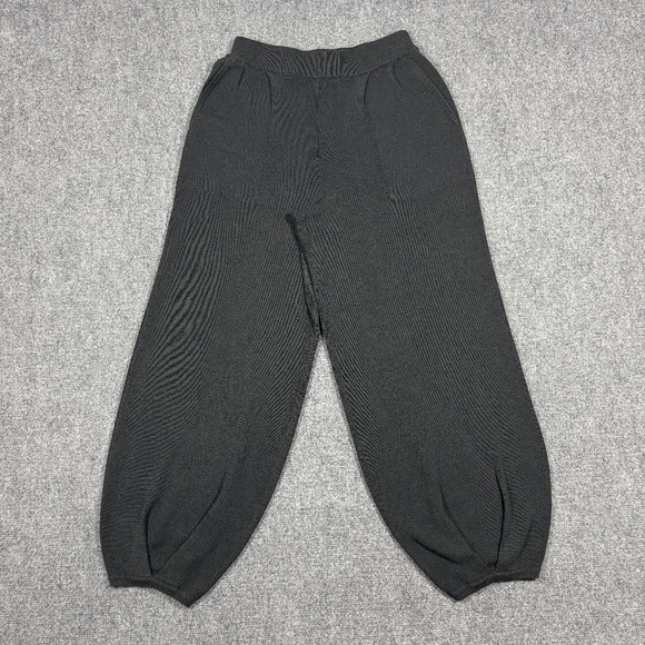 NWT Free People Freya Set FP Beach Sweater Top & Pants Black Charcoal Size XS - Picture 1 of 9